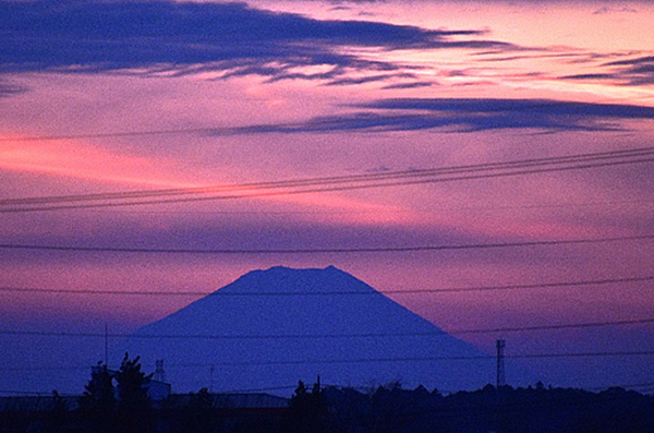 手賀沼の夕映えの富士山